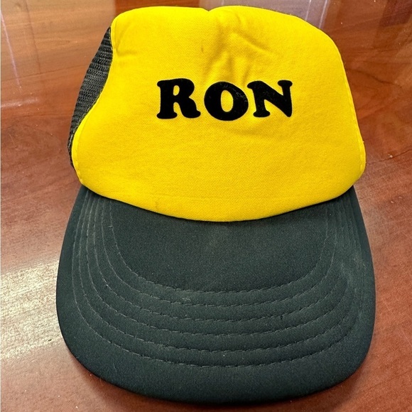 Vintage Snap back Trucker Mesh Hat Ron - Picture 1 of 5